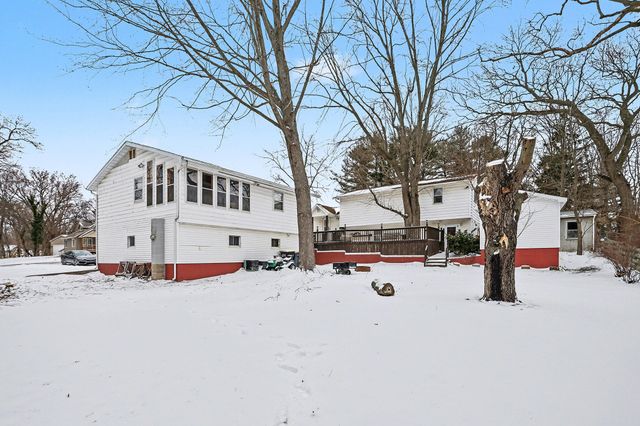 2854 Oak Street, Stevensville Vllg, MI 49127