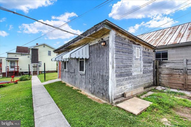 544 YORK ST, Hanover, PA 17331