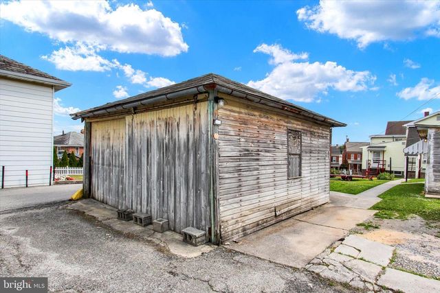544 YORK ST, Hanover, PA 17331
