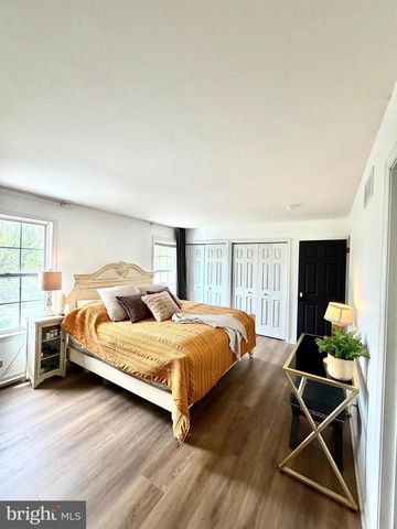 605 COVENTRY POINTE LN, Pottstown, PA 19465
