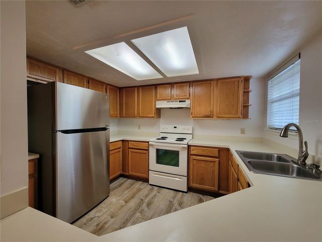 415 NW 50TH BOULEVARD 415, Gainesville, FL 32607