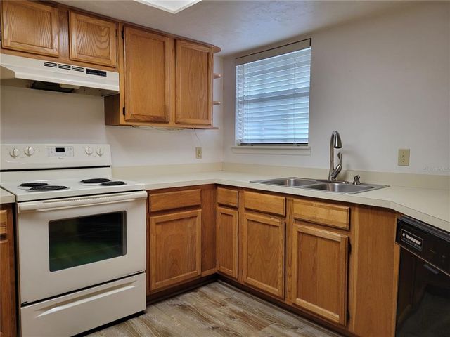 415 NW 50TH BOULEVARD 415, Gainesville, FL 32607