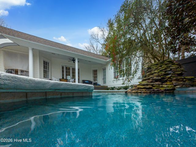 1100 Congressional Lane, Wilmington, NC 28411