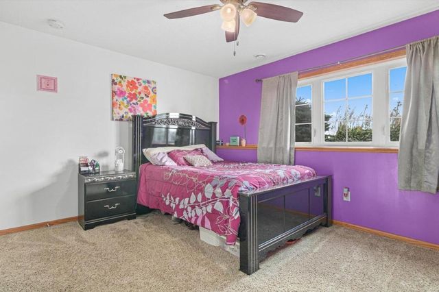 8649 Independence Drive, Chisago City, MN 55013