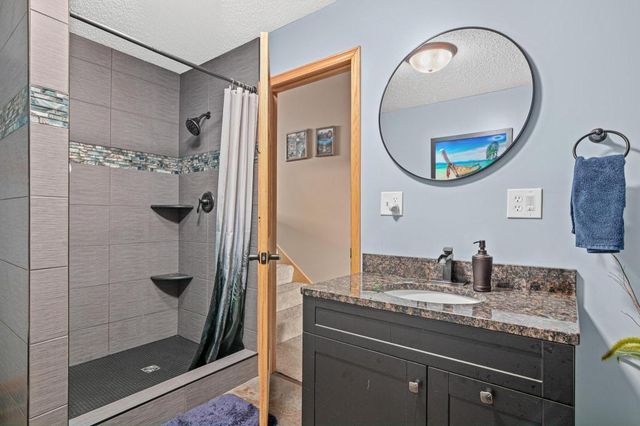 8649 Independence Drive, Chisago City, MN 55013