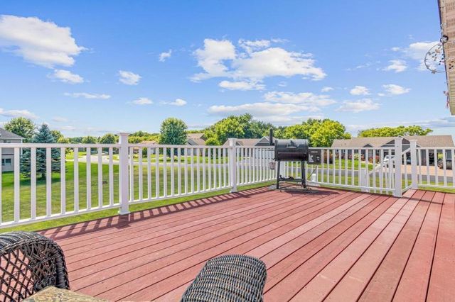 8649 Independence Drive, Chisago City, MN 55013