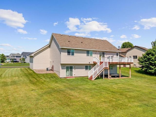 8649 Independence Drive, Chisago City, MN 55013
