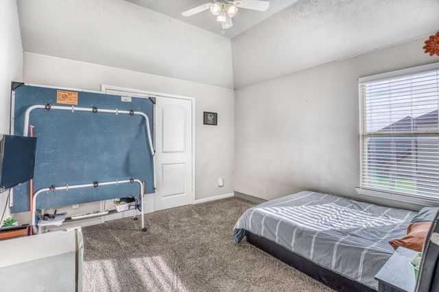 1827 Basin Trail, Brenham, TX 77833