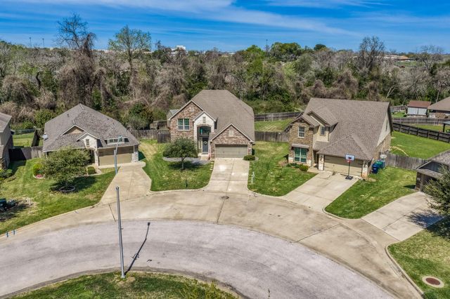 1827 Basin Trail, Brenham, TX 77833