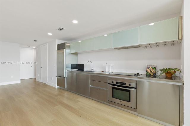 1040 Biscayne Boulevard 3403, Miami, FL 33132