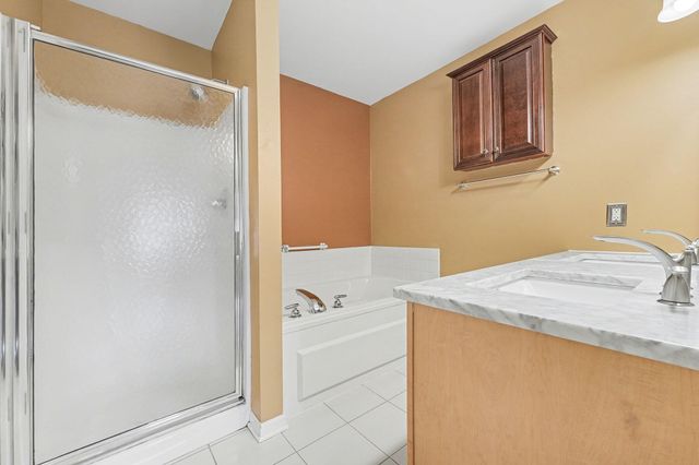 2912 Cambridge Way 2912, Highland, IN 46322