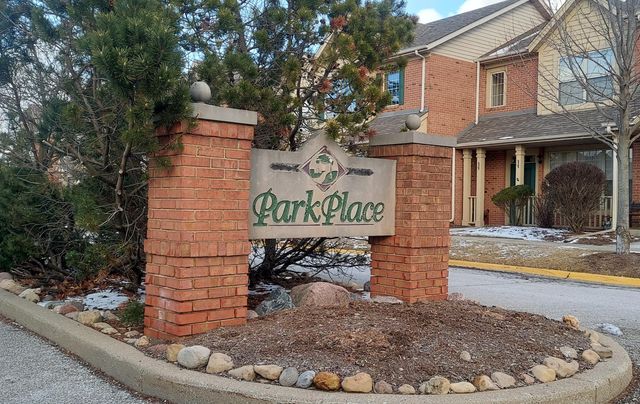 2912 Cambridge Way 2912, Highland, IN 46322