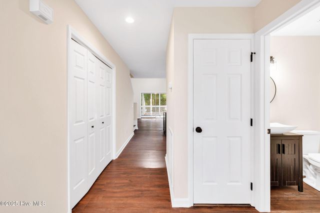 562 Anchor Way, Kure Beach, NC 28449
