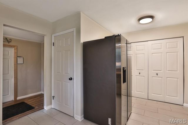 1121 King Carey Drive, St Louis, MO 63146