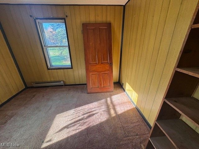 1784 Columbiana Road, New Springfield, OH 44443