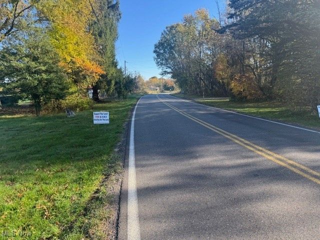 1784 Columbiana Road, New Springfield, OH 44443