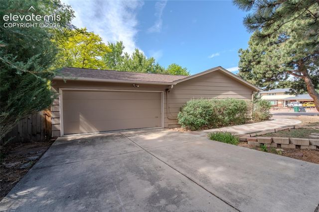 5233 Cambria Drive, Colorado Springs, CO 80918