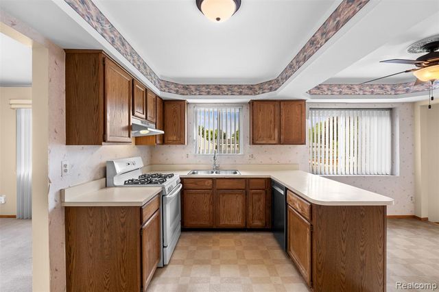 4210 Wingate Drive, Sterling Heights, MI 48310