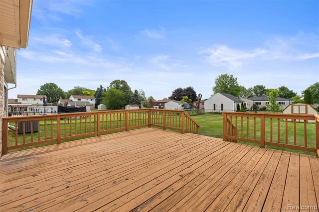 4210 Wingate Drive, Sterling Heights, MI 48310