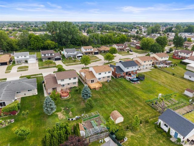 4210 Wingate Drive, Sterling Heights, MI 48310