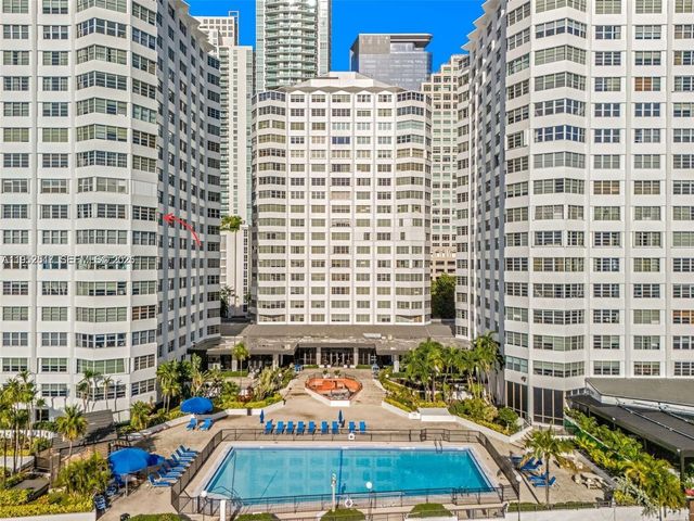 905 Brickell Bay Dr 931, Miami, FL 33131