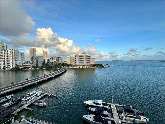 905 Brickell Bay Dr 931, Miami, FL 33131