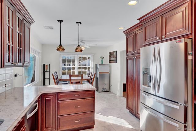 47 Bellwood Avenue, South Setauket, NY 11720