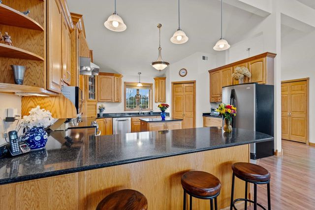 7207 FAIRVIEW ROAD, Denmark, WI 54208