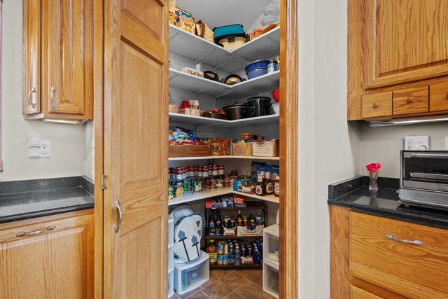 7207 FAIRVIEW ROAD, Denmark, WI 54208