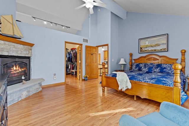 7207 FAIRVIEW ROAD, Denmark, WI 54208