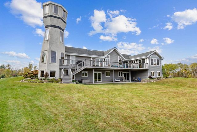 7207 FAIRVIEW ROAD, Denmark, WI 54208