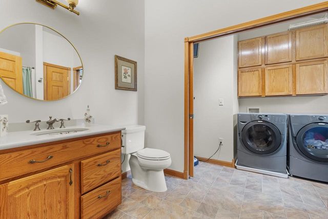 7207 FAIRVIEW ROAD, Denmark, WI 54208