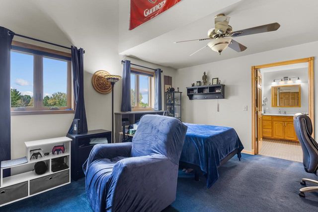 7207 FAIRVIEW ROAD, Denmark, WI 54208