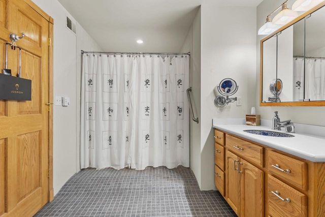 7207 FAIRVIEW ROAD, Denmark, WI 54208