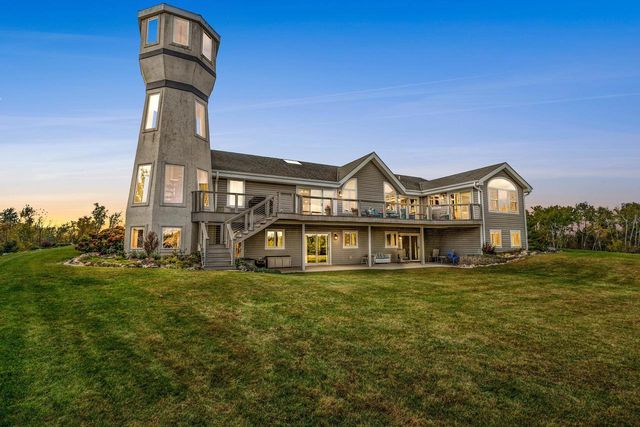 7207 FAIRVIEW ROAD, Denmark, WI 54208