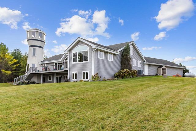7207 FAIRVIEW ROAD, Denmark, WI 54208
