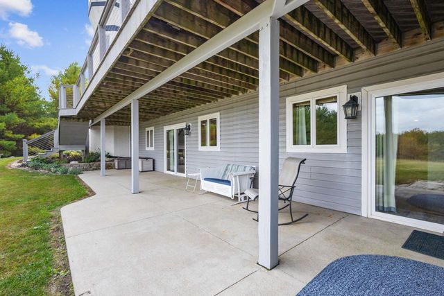 7207 FAIRVIEW ROAD, Denmark, WI 54208