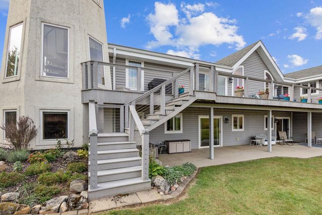 7207 FAIRVIEW ROAD, Denmark, WI 54208