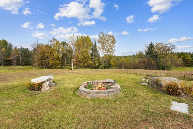 7207 FAIRVIEW ROAD, Denmark, WI 54208