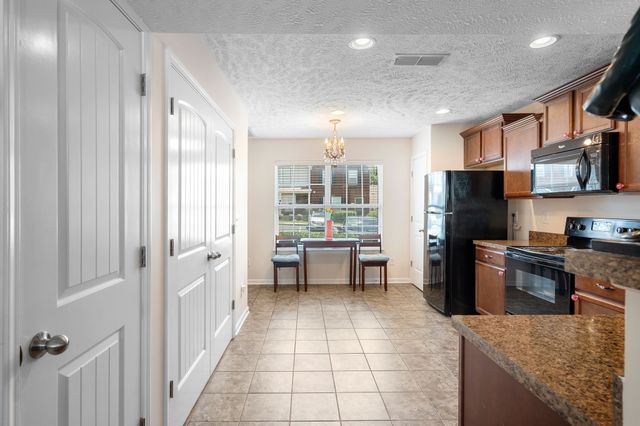 3054 Burnt Pine Dr, Smyrna, TN 37167