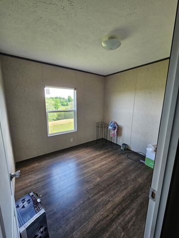 8680 Highway 196, Nancy, KY 42544