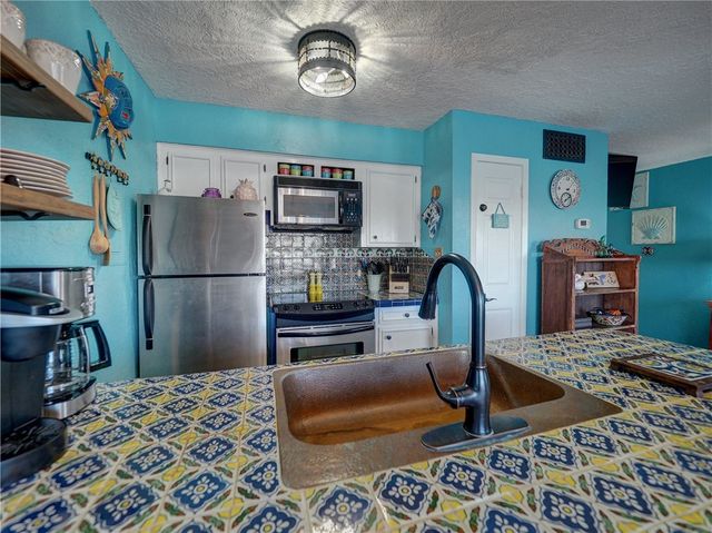 15209 Leeward Dr 6, Corpus Christi, TX 78418