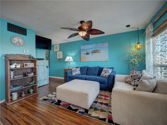 15209 Leeward Dr 6, Corpus Christi, TX 78418