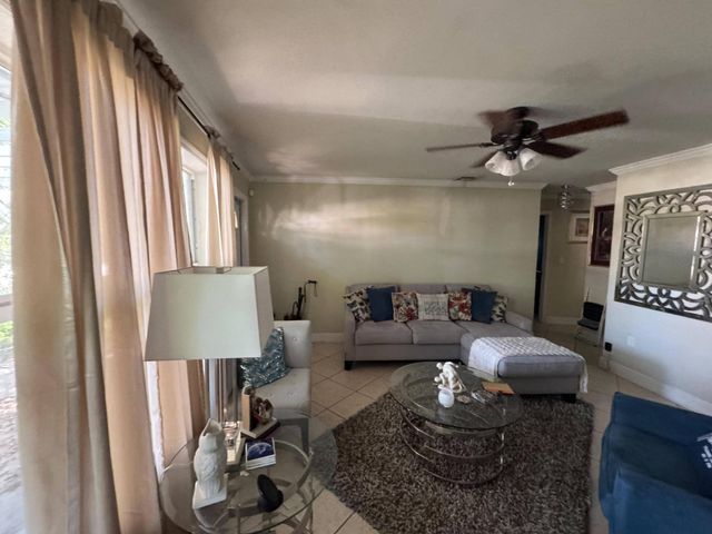 1450 NE 32ND Street, Pompano Beach, FL 33064