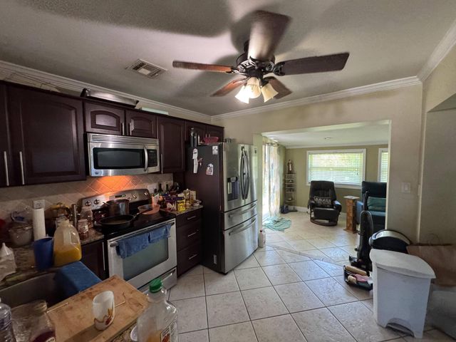 1450 NE 32ND Street, Pompano Beach, FL 33064