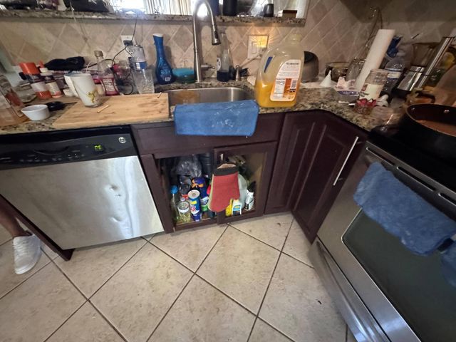1450 NE 32ND Street, Pompano Beach, FL 33064