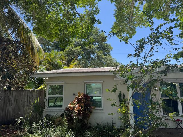 1450 NE 32ND Street, Pompano Beach, FL 33064