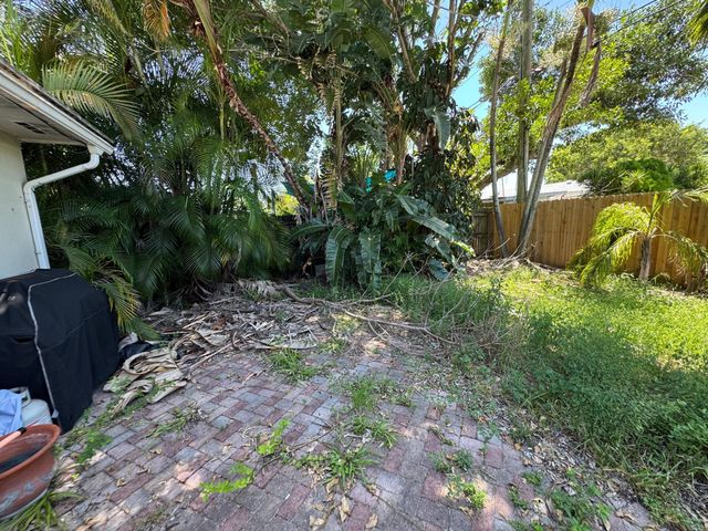 1450 NE 32ND Street, Pompano Beach, FL 33064