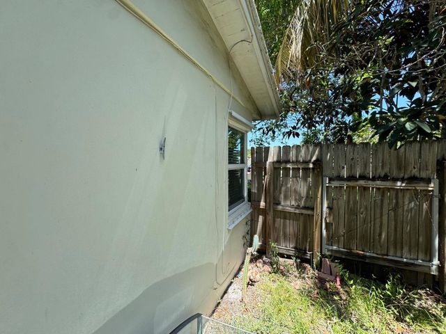 1450 NE 32ND Street, Pompano Beach, FL 33064