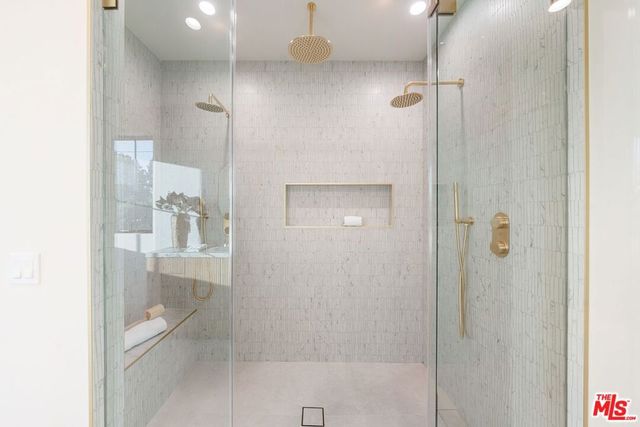 11500 Kingsland Street, Los Angeles, CA 90066